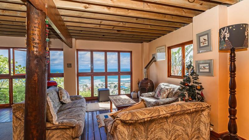 6 Bedroom Property for Sale in Outeniqua Strand Western Cape